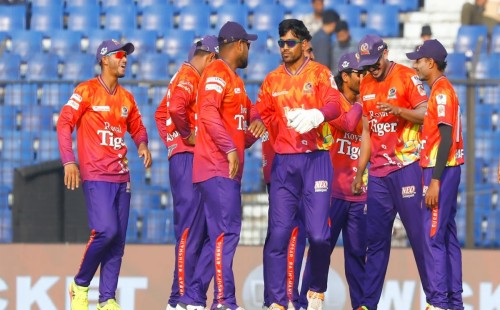রাজশাহী ফ্র্যাঞ্চাইজির মালিক শফিকুর রহমান পুলিশের হেফাজতে, ১০ ফেব্রুয়ারির মধ্যে পারিশ্রমিক পরিশোধের প্রতিশ্রুতি