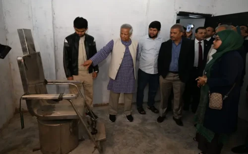 প্রধান উপদেষ্টা মুহাম্মদ ইউনূস ‘আয়নাঘর’ পরিদর্শন, গুম-নির্যাতনের ভয়াবহ চিত্র প্রকাশ