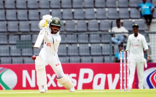 সিলেট টেস্ট: দ্বিতীয় সেশন শেষে সুবিধাজনক অবস্থানে জিম্বাবুয়ে, বাংলাদেশ ৭ উইকেটে ১৫৪ রান