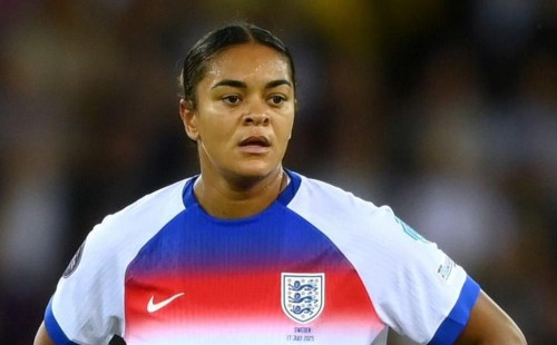 ইউরো ২০২৫: বর্ণবাদী হামলার শিকার জেস কার্টার, সোশ্যাল মিডিয়া ছাড়লেন