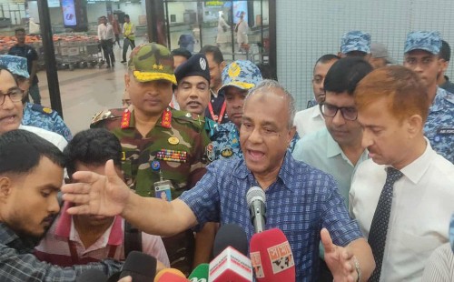 স্বরাষ্ট্র উপদেষ্টা জাহাঙ্গীর আলম চৌধুরী: শাহজালাল বিমানবন্দরের অগ্নিকাণ্ডে ৪ দেশকে তদন্তে আমন্ত্রণ