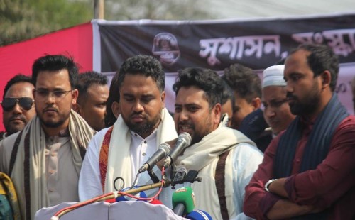 শ্রীমঙ্গলে এনসিপি প্রার্থীর জনসভায় নাহিদ ইসলামের হুঙ্কার: মামলা বাণিজ্যের অভিযোগ
